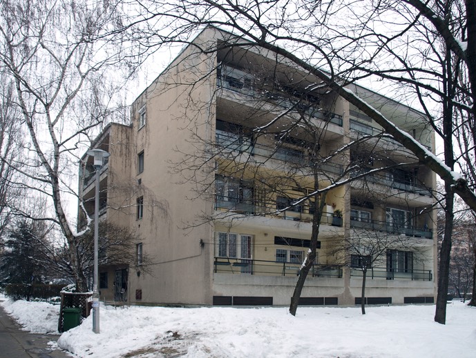 Budapest_Kiserleti_lakotelep_Minary_20100209_001