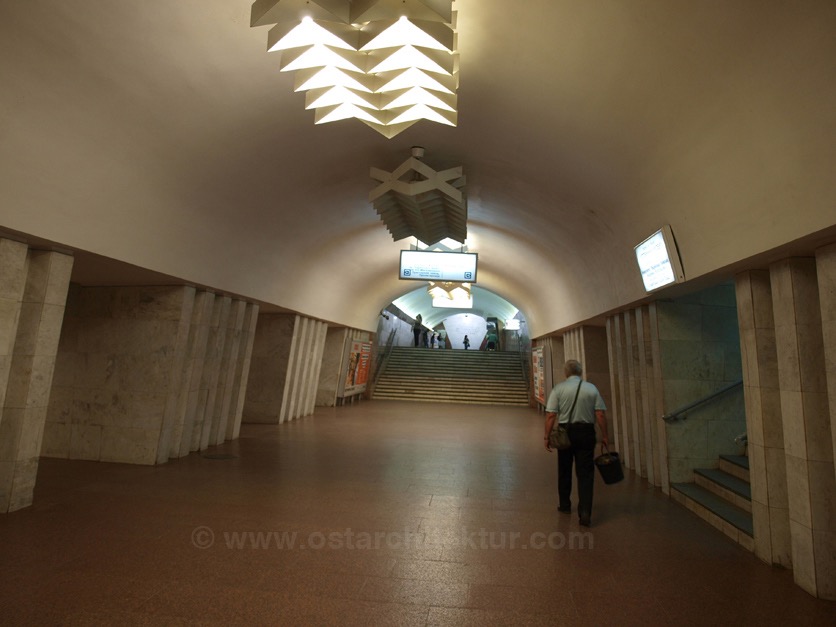 Charkov ubahn voksal 2008 08 03 001