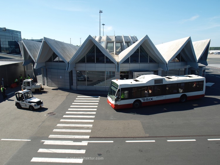 Riga-Flughafen-20100709_001